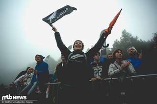 Party bei den Neuseeländern! Sam Gaze, ebenfalls aus Neuseeland kommend, erreichte Rang 4 - klasse Manschaftsergebnis.