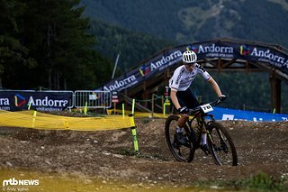 Das deutsche Team um Juniorenfahrer Moritz Lindner sortierte sich etwas weiter hinten im Feld ein.