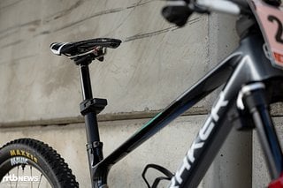 Die neue RockShox Reverb AXS-Sattelstütze darf an Mitterwallners Rad nicht fehlen.