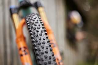 Maxxis legt den Forekaster neu auf und präsentiert ihn als Allround-Reifen für Down-Country-Bikes