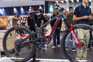 Trek Slash in Chrom-Lackierung Trek Slash in Chrom-Lackierung