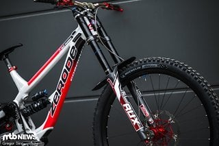 Ebenfalls neu ist SR Suntour als Fahrwerks-Sponsor.