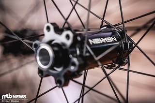 Alle Beskar-Laufräder setzten auf die bekannten Newmen Fade MTB-Naben. Alle Beskar-Laufräder setzten auf die bekannten Newmen Fade MTB-Naben.