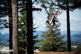 Sam Pilgrim hat man schon länger nicht mehr auf der großen Bühne der Crankworx Events gesehen, umso respektabler war sein Top 10-Ergebnis