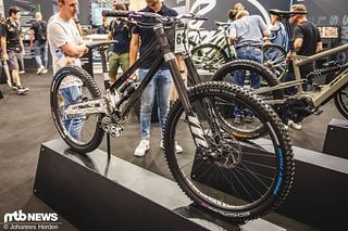 Mit diesem gefrästen Gamux DH-Bike raste Mike Huter in Lenzerheide auf Platz 9 bei den Junioren.