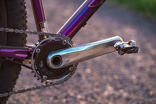 Die polierte Shimano XTR-Kurbel ist ein echtes Highlight
