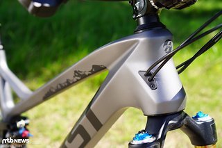 Die Kabel werden durch das vordere Dreieck aus Carbon verlegt