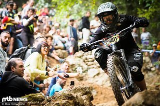 Cecile Ravanel gewann 7 von 8 EWS-Rennen in dieser Saison.