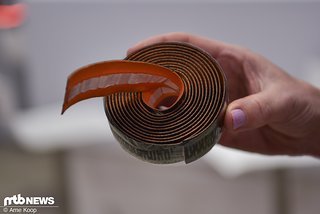 Für Gravel- und Rennrad-Lenker gibt's ein neues Bar-Tape. Für Gravel- und Rennrad-Lenker gibt's ein neues Bar-Tape.