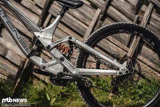 Die zweite Version des High-Pivot-Bikes wirkt da deutlich raffinierter