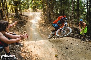Connor Fearon - ebenfalls mit einem saubersten Scrub Connor Fearon - ebenfalls mit einem saubersten Scrub