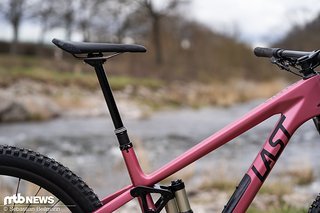 Die Vecnum Nivo überzeugt mit ordentlichen 182 mm Verstellweg, leichtem Gewicht und ergonomischem Hebel