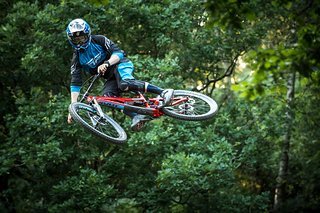 ...oder Bikepark, das Firebird soll alles können. ...oder Bikepark, das Firebird soll alles können.