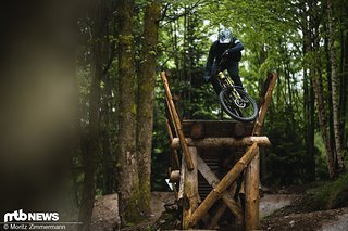 Das Pivot Firebird hat sich schnell zu einem absoluten Favoriten innerhalb des Test-Teams gemausert.