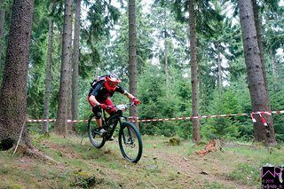 Raphael Leistner von Tobsens World Enduro Racing auf der neuen Stage 6 am Steinbruch