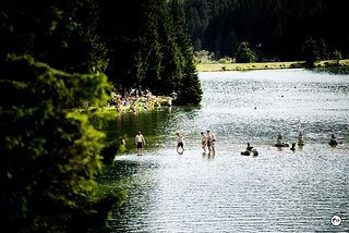 Moses? Mosi? Mosen? Lenzerheide verabschiedet sich mit einer kühnen Abkühlung im Heidsee