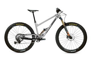 Am Hinterbau will Crossworx 200 g Gewicht eingespart haben