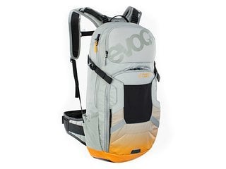 Hauptgewinn des Pakets im Wert von 240 € ist der Evoc FR Enduro E-Ride-Rucksack