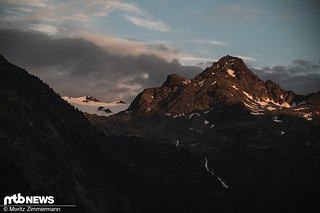 Wir verabschieden uns fürs erste aus La Thuile und träumen nun davon, die fast 700 Tiefenmeter in den kommenden Tagen noch mehrfach runterwandern zu müssen