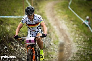 Sabine Spitz erneut im deutsche Meister-Trikot Sabine Spitz erneut im deutsche Meister-Trikot