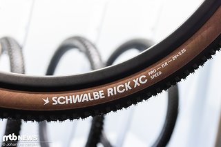 Der neue Schwalbe Rick XC soll mit einem perfekten Mix aus Grip und Rollwiderstand auftrumpfen.