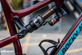 Die Geometrie des Rocky Mountain Altitudes lässt sich über das Ride-9-System flexibel einstellen Die Geometrie des Rocky Mountain Altitudes lässt sich über das Ride-9-System flexibel einstellen