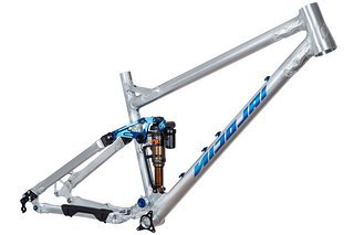 Nicolai ist in Spendierlaune und haut einen absoluten Hammer raus: Das Nicolai Saturn 14 mit Fox DPX2-Dämpfer kannst du in Wunschfarbe und -größe gewinnen!