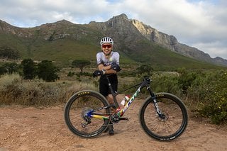 Seit vielen Jahren unterstützt Nino Schurter als prominentes Gesicht den World Bicycle Relief