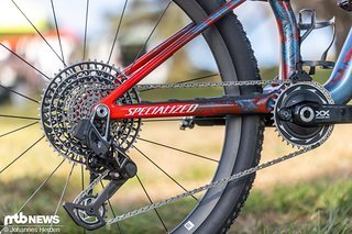 Geschaltet wird via SRAM Transmission, mit dabei ist ein Quarq-Powermeter. Geschaltet wird via SRAM Transmission, mit dabei ist ein Quarq-Powermeter.