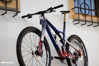 Wie für Jolanda Neff gab's für Charlie Aldridge für die WM ein schickes Design für sein Cannondale Scalpel im Großbrittanien-Look.