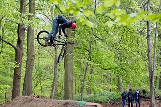 Zu guter Letzt gab es bei der Best Trick Challenge noch ein paar Preise abzustauben. Gewonnen hat das Ding Janek Röttgen mit einem 3er – Double Bar.