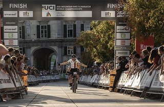 Jubel beim neuen Eliminator-Weltmeister Jubel beim neuen Eliminator-Weltmeister
