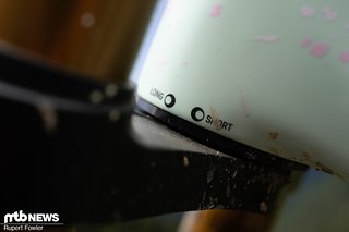 Im Lieferumfang sind auch ±6 mm Steuersatzschalen