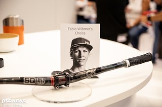Der Sqlab 30Xcamo ist eine Sonderedition für Fabio Wibmer, der Carbon-Lenker verfügt über 9° Backsweep und ist nur für kurze Zeit erhältlich. Der Sqlab 30Xcamo ist eine Sonderedition für Fabio Wibmer, der Carbon-Lenker verfügt über 9° Backsweep und ist nur für kurze Zeit erhältlich.