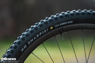 Der neue Vee Tire Attack FSX ist speziel für harte und schnelle Strecken konzipiert