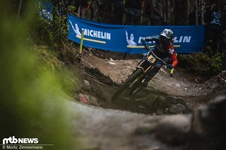 Viel zu lange mussten wir auf ihr Comeback warten, jetzt ist sie wieder zurück: Nach einem heftigen Sturz im August musste Camille Balanche lange pausieren