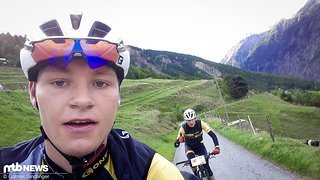 Raceselfie 1.0: Am ersten Anstieg lief es für uns beide top!