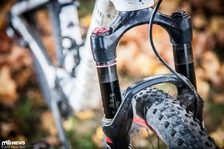Der RockShox SID Brain ist die vergangene Saison direkt anzusehen, die Performance ist jedoch weitestgehend konstant gewesen