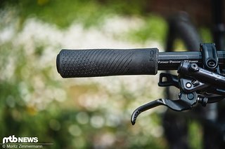 Die neuen Ergon GXR-Griffe weisen keine Klemmung auf und sollen leicht, weich und komfortabel zugleich sein. Die neuen Ergon GXR-Griffe weisen keine Klemmung auf und sollen leicht, weich und komfortabel zugleich sein.