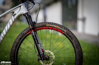 Die leichte RaceSport Karkasse sorgt für guten Rollwiderstand, kann beim Pannenschutz jedoch nicht mit der ProTection-Ausführung mithalten