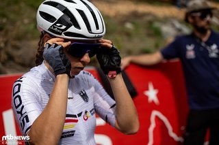 Nina Graf wirkt vor dem Start fokussiert