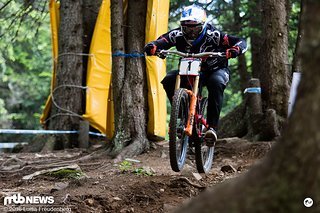 Auf dem BIke geht es dann weiter für Aaron Gwin