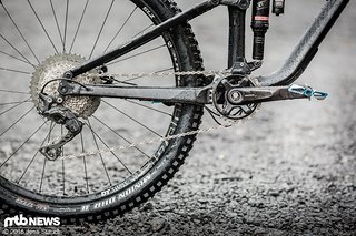 Für zuverlässige Schaltvorgänge sorgt eine komplette Shimano XT Gruppe