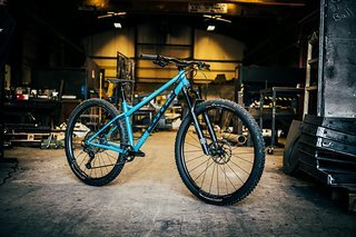 Das neue Cotic BFeMAX soll das abfahrtslastigste Cotic-Hardtail bisher sein Das neue Cotic BFeMAX soll das abfahrtslastigste Cotic-Hardtail bisher sein