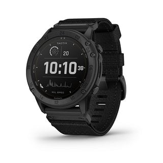 Sehr gedeckt und militärisch geht es bei der Garmin Tactix Delta Solar zu.