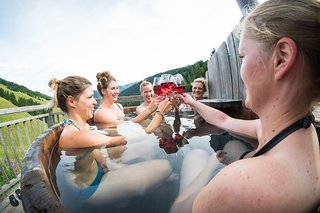 Baden mit Aussicht und Umdrehungen Baden mit Aussicht und Umdrehungen
