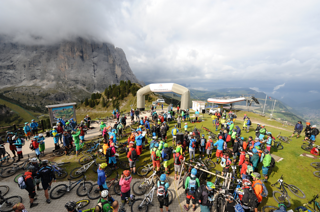Sonne und Wolken beim Start