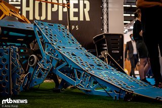 Die neue MTB Hopper Air-Rampe soll einen ordentlich rauskatapultieren.