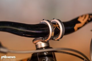 Die hauseigenen NS Bikes-Cockpits machen optisch eine sehr gute Figur. Die hauseigenen NS Bikes-Cockpits machen optisch eine sehr gute Figur.