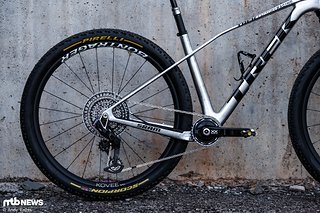 Das Procaliber des Trek Factory Pirelli-Teams ist selbstverständlich mit den edelsten Parts des Markts bestückt